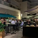 Village Croisette Апартаменты *