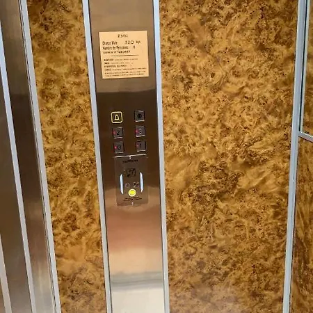 Village Croisette Cannes