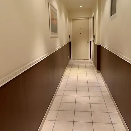 Village Croisette * Cannes