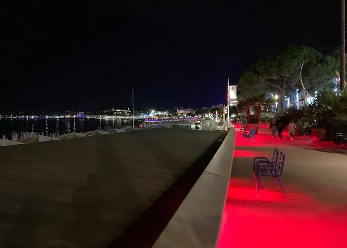 Village Croisette Cannes