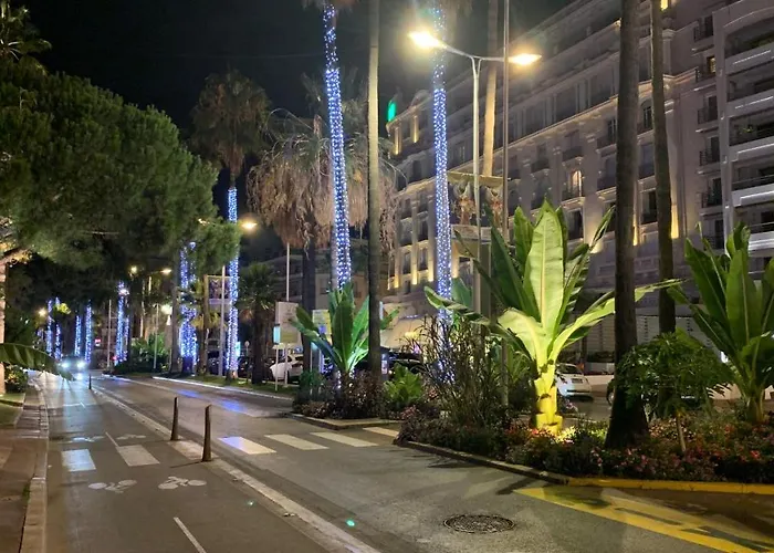 Village Croisette * Cannes