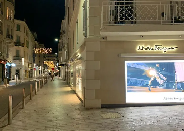 Village Croisette Daire