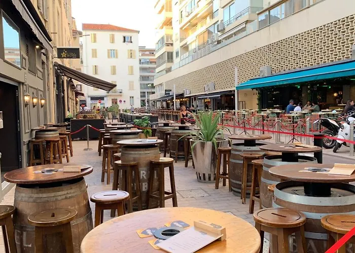 Village Croisette Daire