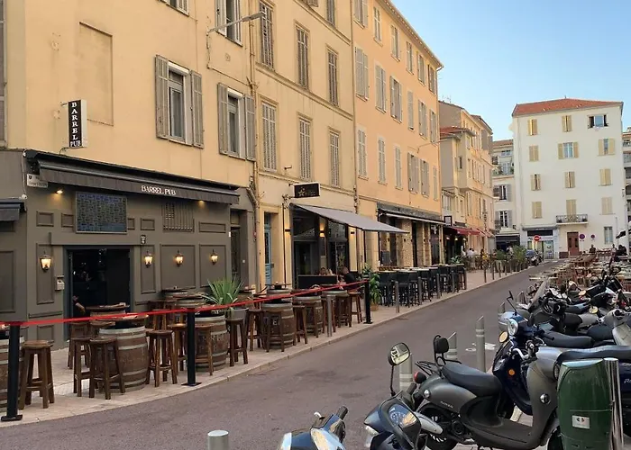 Village Croisette