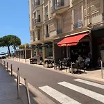 Village Croisette